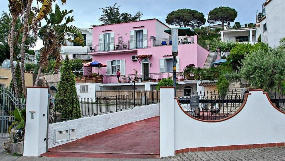 Luna Di Miele Bed & Breakfast