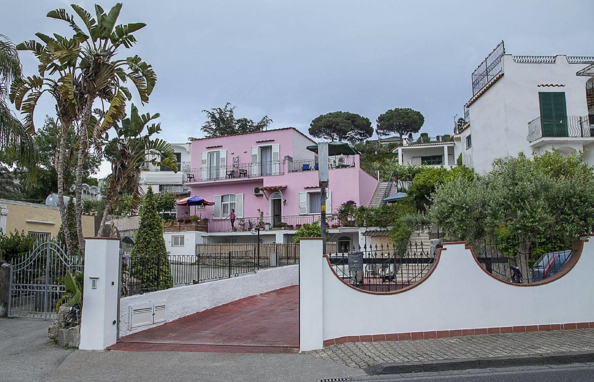 Luna Di Miele Bed & Breakfast 5*